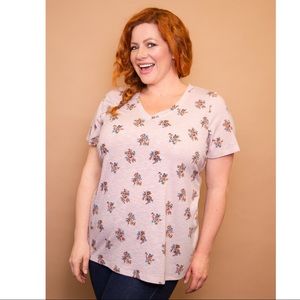 Floral Fitted Vneck Tee